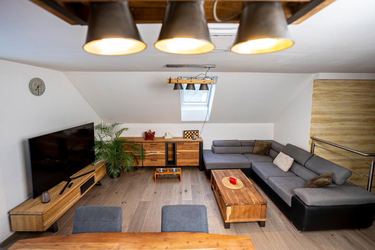 נאצ'וד Apartmany V Podzamci מראה חיצוני תמונה
